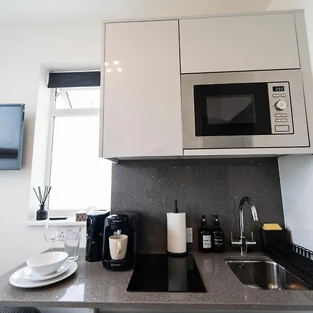 Fulham Central London Luxury Studios Close To Underground Newly Refurbished Hr Exterior photo