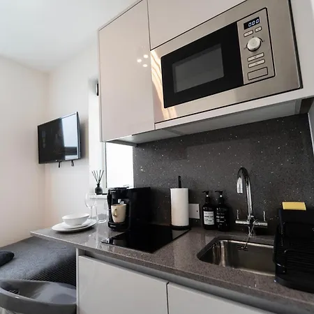 Fulham Central London Luxury Studios Close To Underground Newly Refurbished Hr Exterior photo