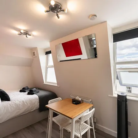 Fulham Central London Luxury Studios Close To Underground Newly Refurbished Hr Exterior photo