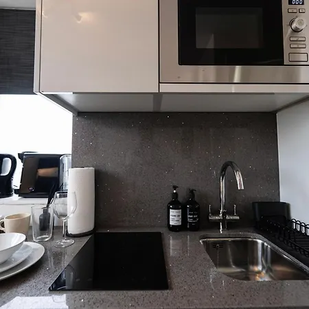 Fulham Central London Luxury Studios Close To Underground Newly Refurbished Hr Exterior photo