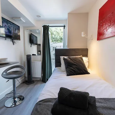 Fulham Central London Luxury Studios Close To Underground Newly Refurbished Hr Exterior photo