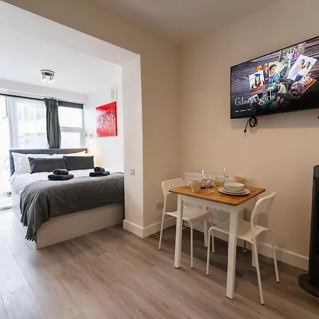 Fulham Central London Luxury Studios Close To Underground Newly Refurbished Hr Exterior photo