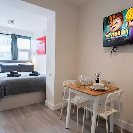Fulham Central London Luxury Studios Close To Underground Newly Refurbished Hr Exterior photo