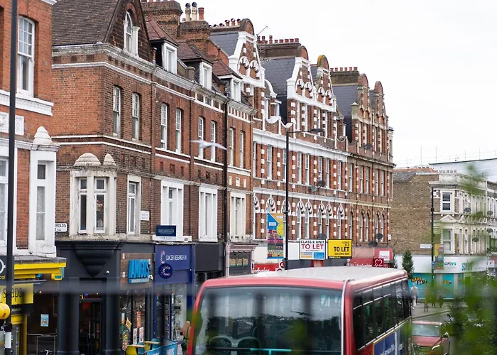 Fulham Central London Luxury Studios Close To Underground Newly Refurbished Hr