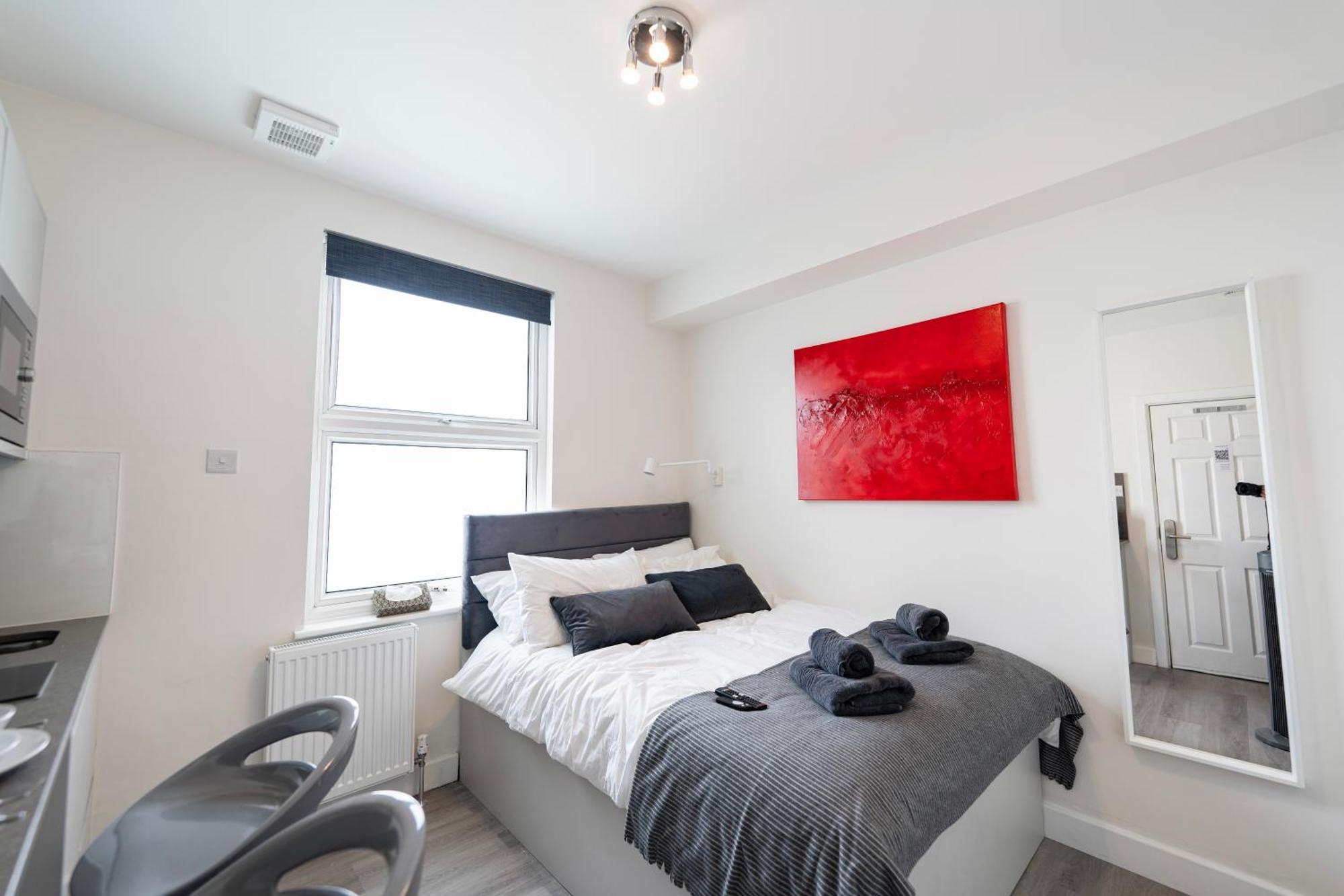 Fulham Luxury Close To Underground Newly Refurbished Hr *