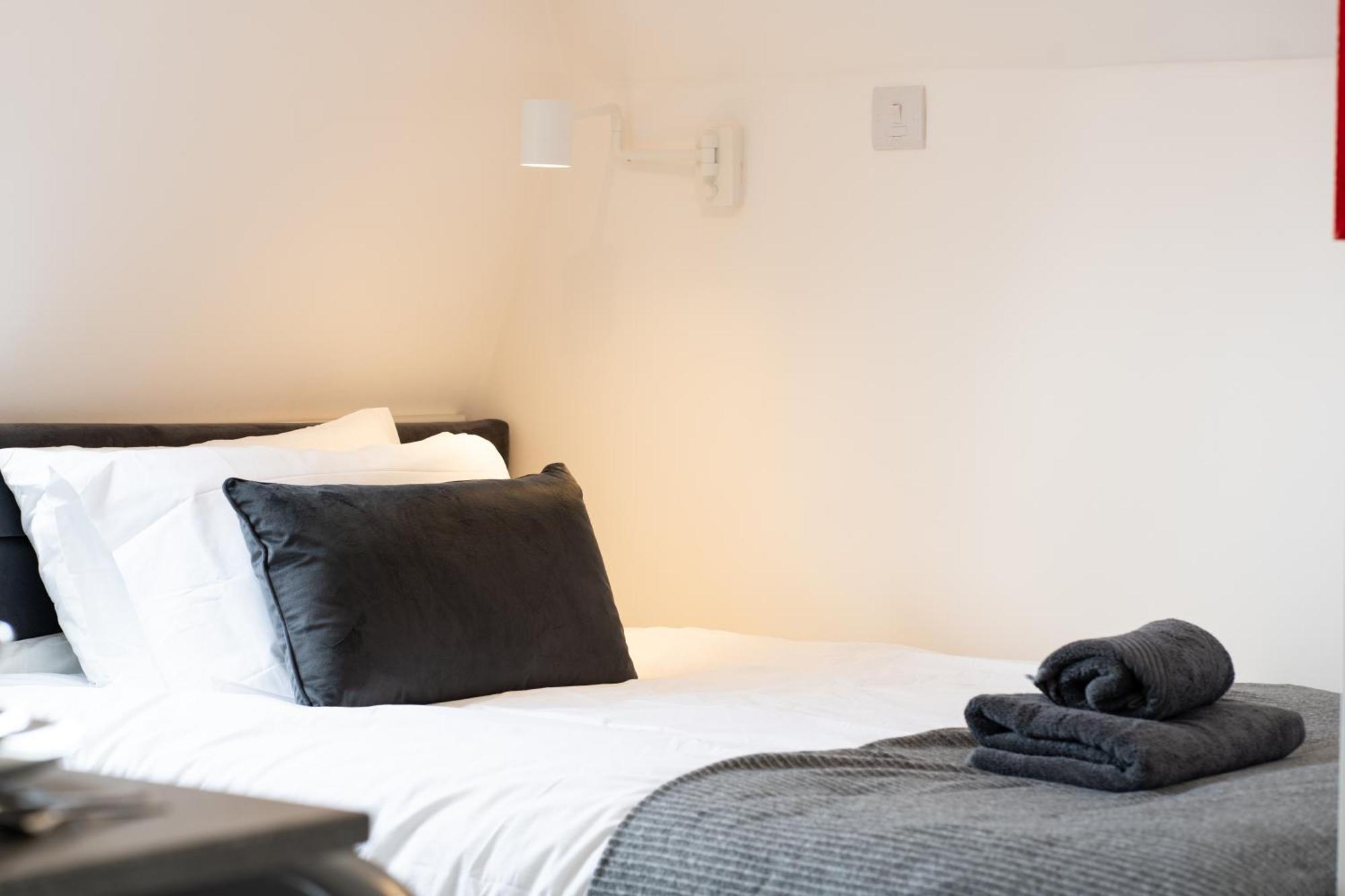 Fulham Luxury Close To Underground Newly Refurbished Hr *
